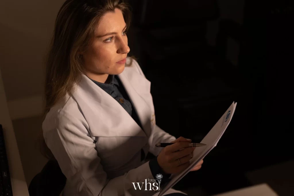 Cirurgia de blefaroplastia das pálpebras — Dra. Danyelle Hott Torturella, São João de Meriti RJ