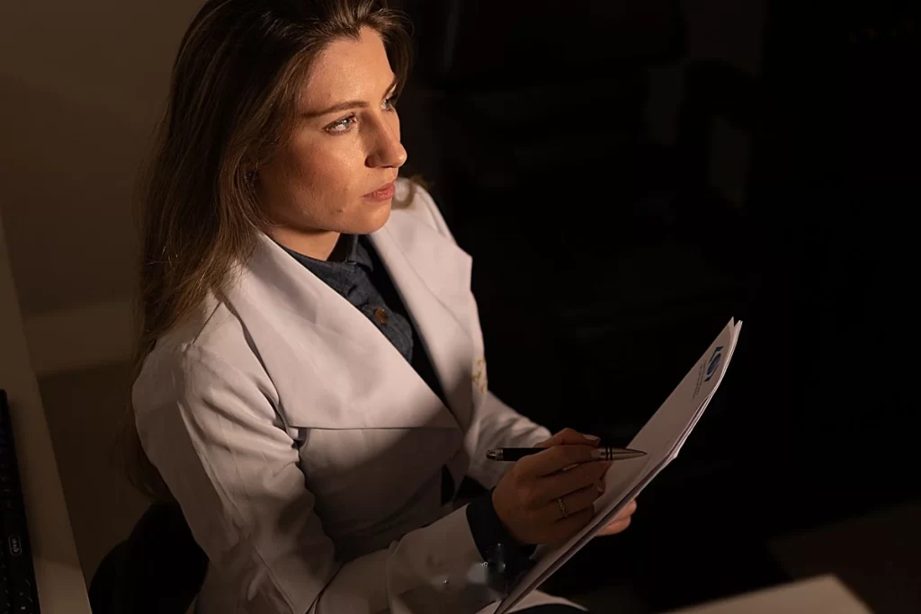 Cirurgia de blefaroplastia das pálpebras — Dra. Danyelle Hott Torturella, São João de Meriti RJ